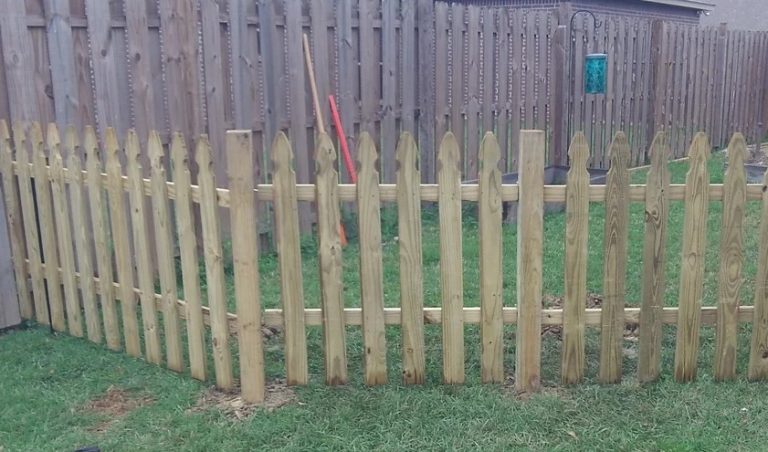 25 Budget-friendly DIY Fence Ideas for Every Homeowner